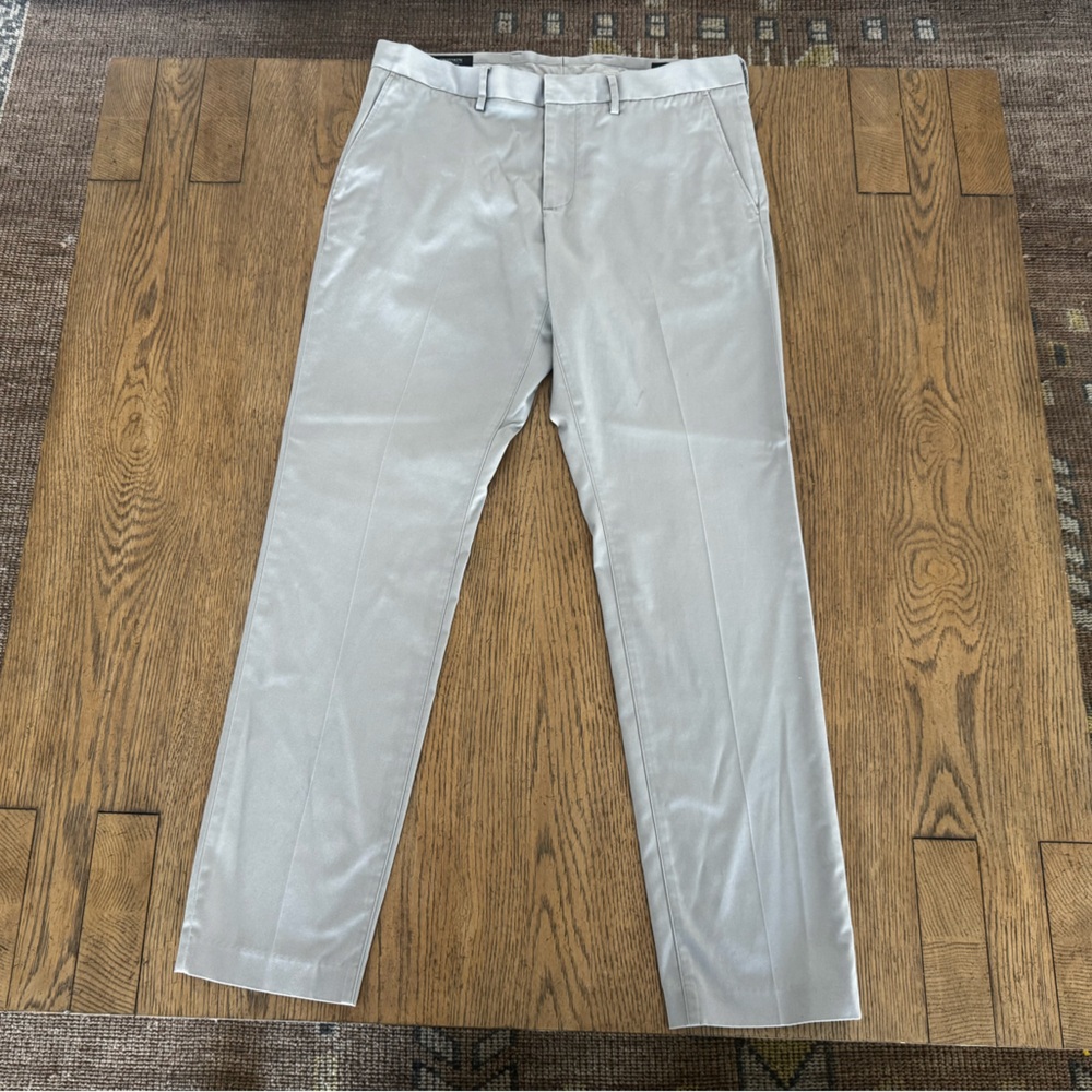 Nordstrom Men’s Shop Slim Fit Non-Iron Dress Pants – Light Gray – Size 34x32
